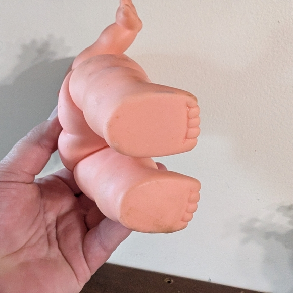 Vintage 1970s Soft Vinyl Poseable Kewpie Doll 8" Tall Squeaker Squeaky Toy Baby - Picture 7 of 12